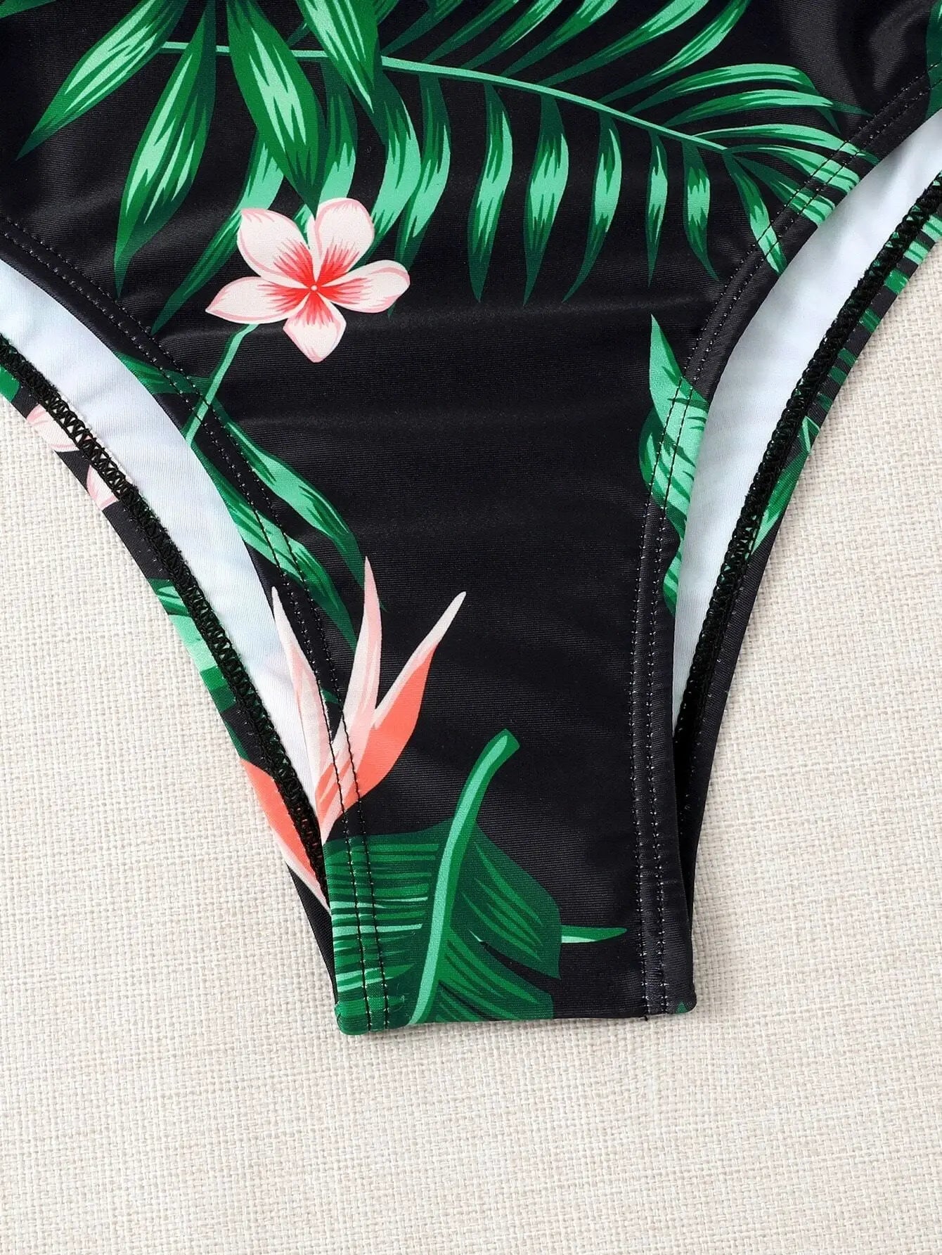 Conjunto Saída de Praia e Biquíni Modelo Palmera